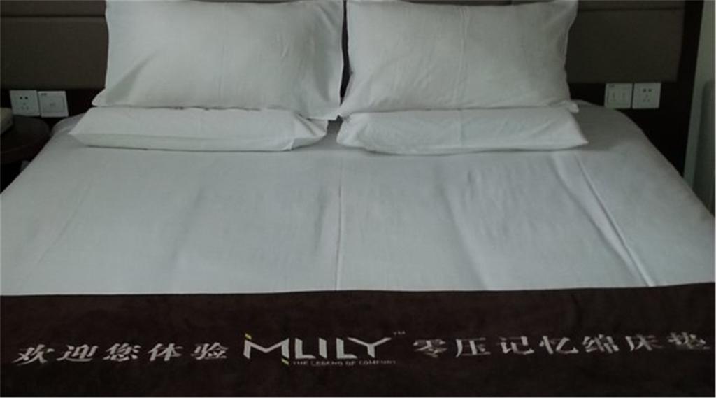 Ji Hotel Jing'An Temple Sanghaj Kültér fotó