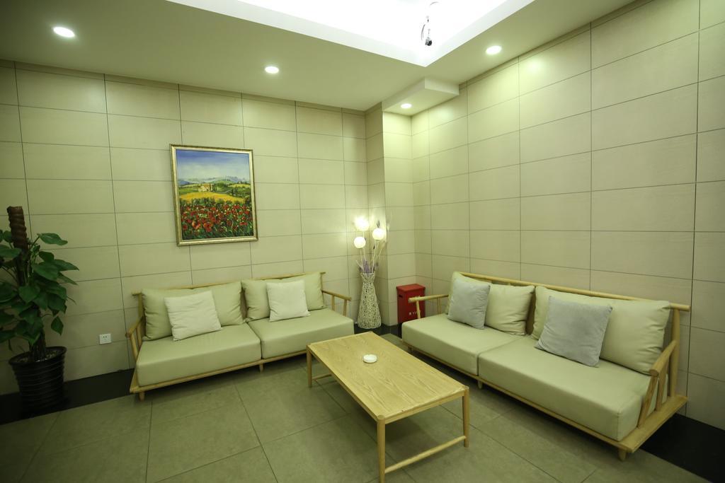 Ji Hotel Jing'An Temple Sanghaj Kültér fotó